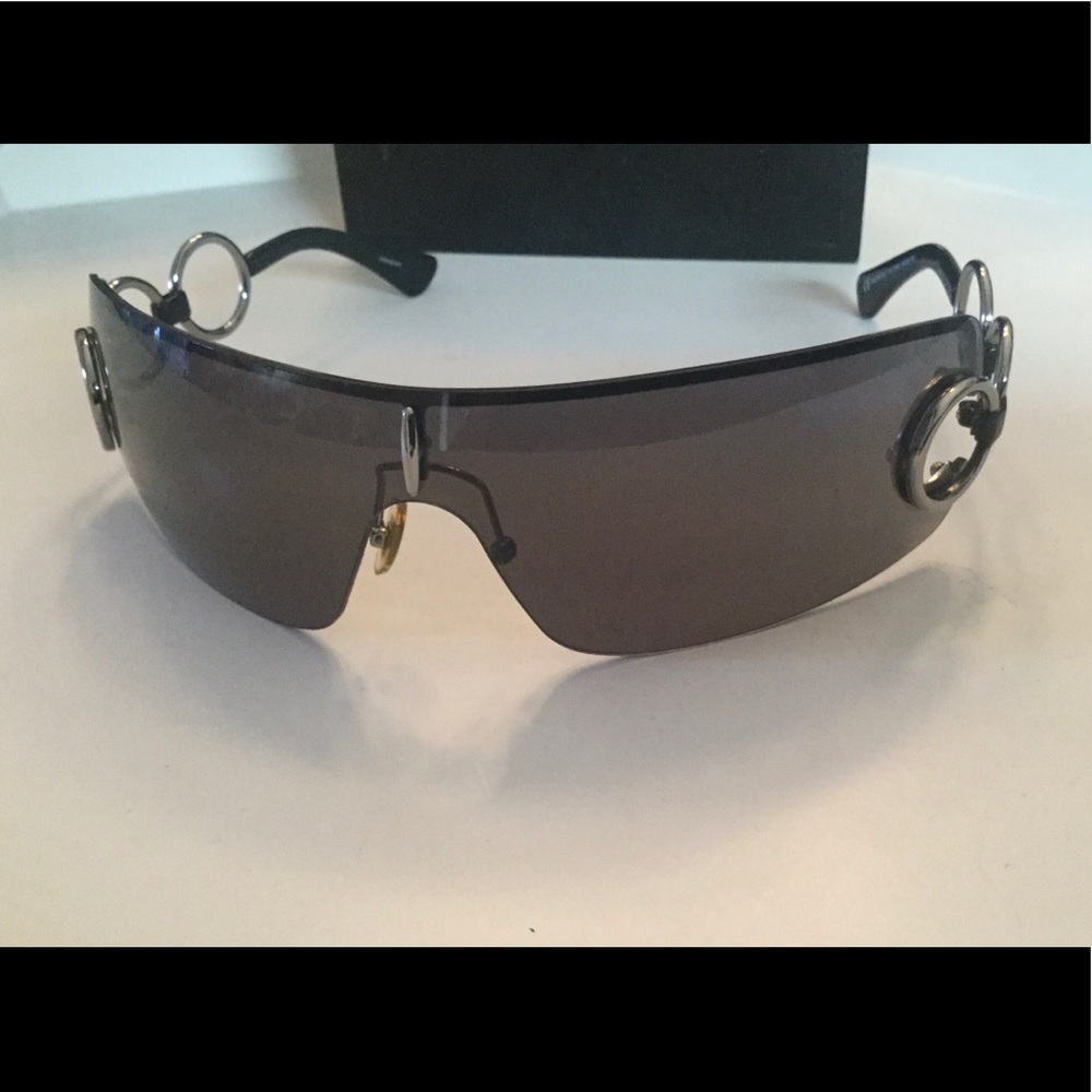 YSL YVES SAINT LAURENT VINTAGE SHIELD RIMLESS SUNGLASSES BLACK EUC